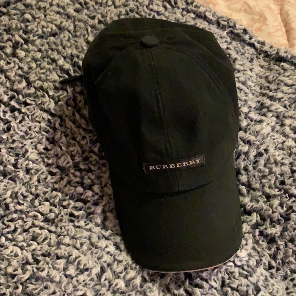 Burberry men’s ballcap